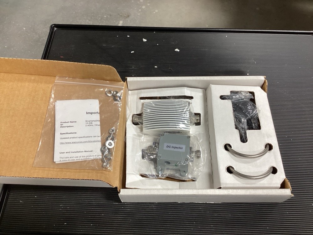 Open Box Teletronics Smartamp2400 with DC Injector