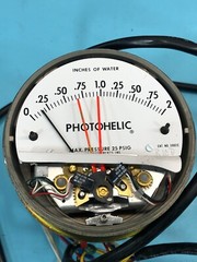 DWYER 3002C Series 3000, Photohelic, Pressure Switch/Gage., 184266