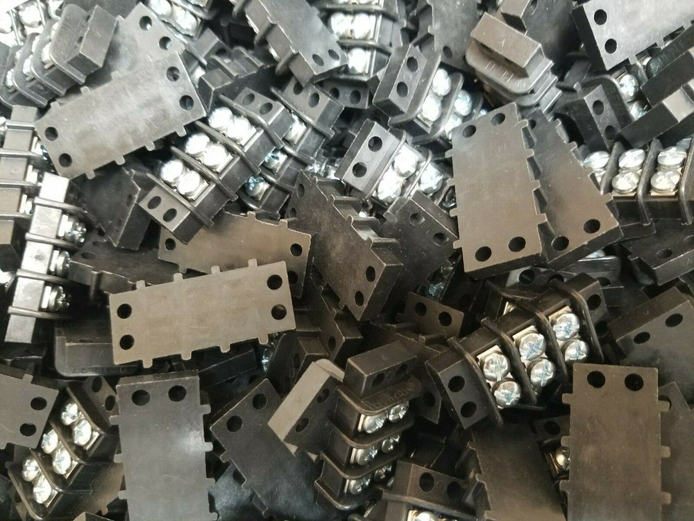 Lot of 100 MOLEX BEAU 15 Amp Double Row Terminal Barrier Strip Block 3 Position