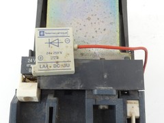Telemecanique Schneider Electric LC1-D80 LP1-D8011 Contactor 3P 125A LA4