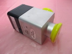 Varian L6281-333 Pneumatic Vacuum Angle Valve, NW-40-A/O, 424725