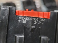 25 Pieces TE CONNECTIVITY 2386198-1 68 Positions , Hybrid Female Black Housing
