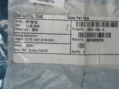 2pcs Nordson Asymtek 972516 CONN BLKHD 37D 1/4NPT