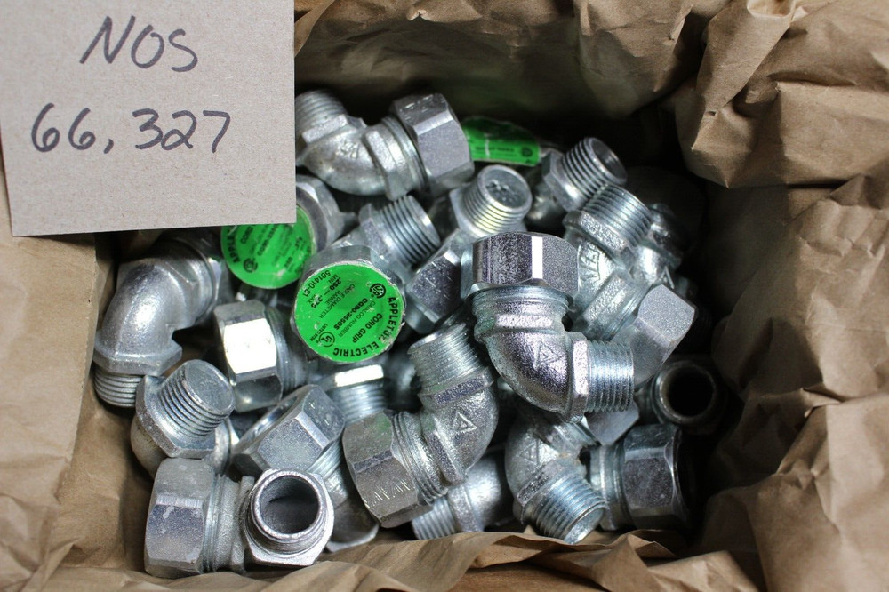 Appleton Electric CG90-2550S 1/2″ 90Degree watertight Cord Grip Connector lot 25