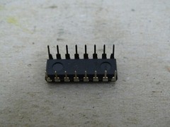 (25) Texas Instruments Binary Counter/Divider , CD4060BE