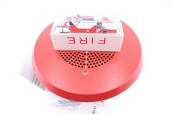 SIEMENS 500-636062 SET-MC-CR RED FIRE ALARM CEILING SPEAKER/STROBE