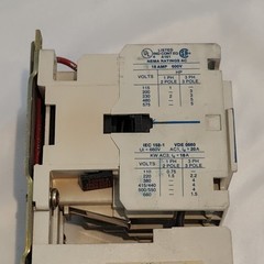 Cutler Hammer AN16BN0 Size 0 , Series A1 , 18 Amp With Aux Contact and Heaters