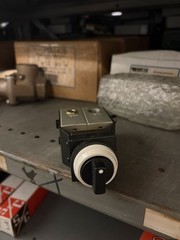 NEW SMC NVM250-N02-35B-B NVM250-N02-35B2L air valve 107601