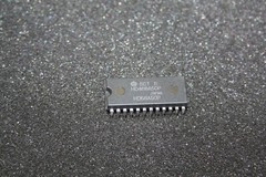 lot of (2) 68A50 ACIA Asynchronous Communications Interface Hitachi HD468A50P IC