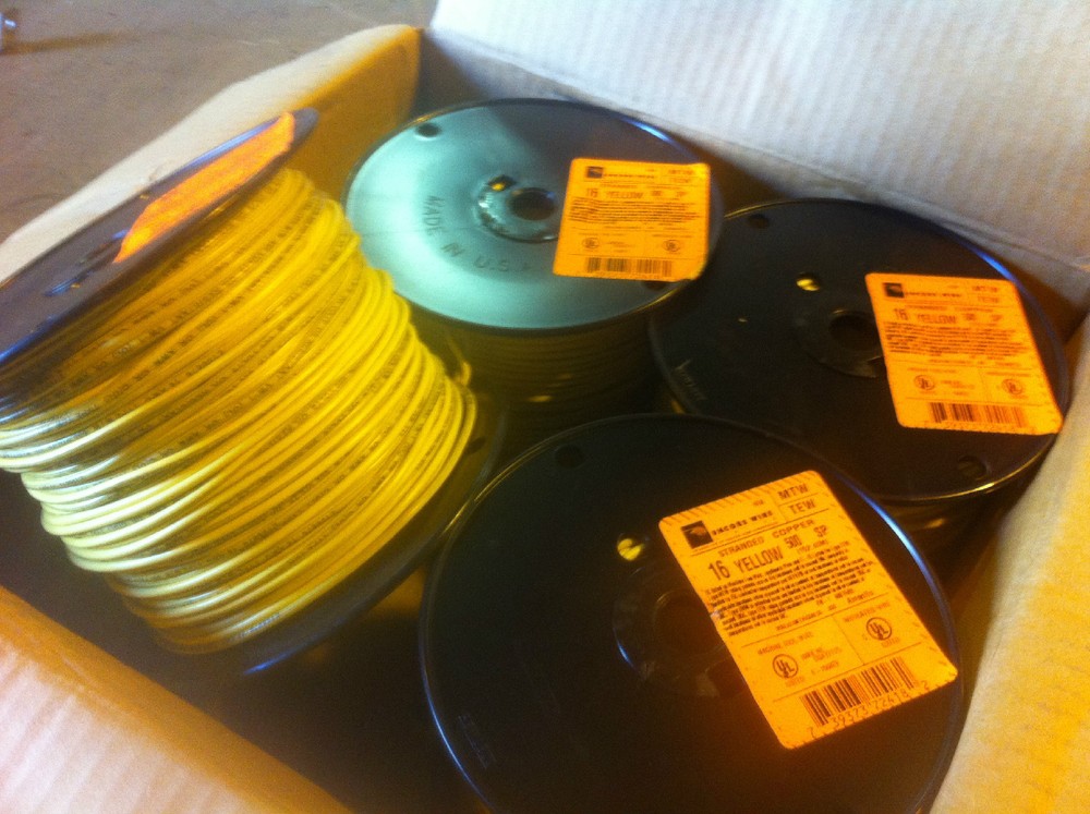 #16 YELLOW, GREEN, STRANDED COPPER WIRE MTW/TEW 500 FT