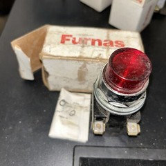 Furnas 52PA4N2 Oil Tight Red Pilot Light Resistor Type 240v Acdc New Old Stock