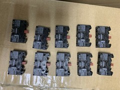 1PC NEW SIEMENS 3SB3400-0C free shipping