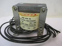 New open-box Reliance Electric Pri. 115V Sec. 35V Rat. 39V 411027-32R A1300AES
