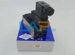 1pc New For AIRTAC ISO solenoid valve ESV210 ESV210A ESV210B AC220V DC24V