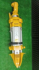 Tajima SFT-100 Laser Level Tripod Adjustable Height Heavy-Duty