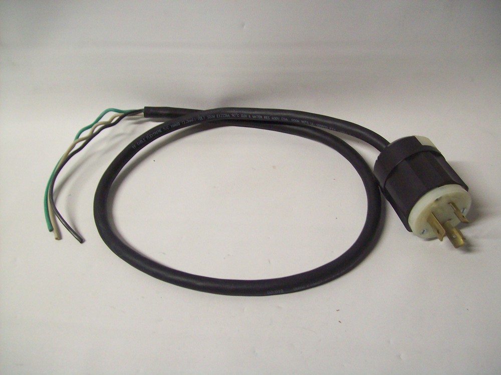 Exitronix 3″ Line Cord 16Awg, 3 wire W/L8-20P LC3480L