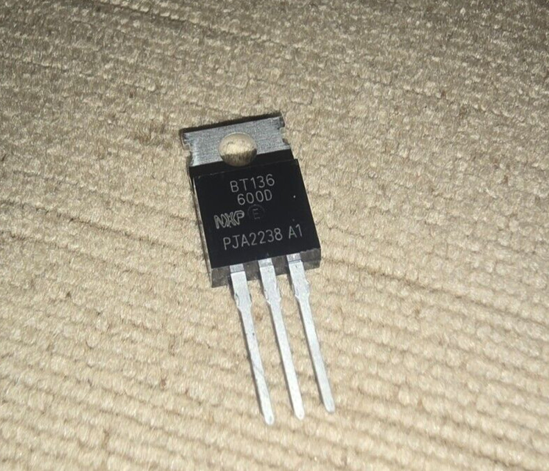 10pcs BT136-600D Original New Philips 4Q Triac TO-220AB IC NTE56050 / ECG56050
