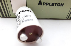 Box of 25 Appleton FS-2 Fluorescent Lamp Starters 10-20 Watt W/ Condenser FS2