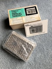 New MCM White Rodgers 1F93-1 Digital Heating/Cooling Thermostat For Mid-Century