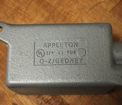 Oz-Gedney OZG FD175 3/4″ Cast Device Box – NEW