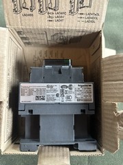 LC1D09LE7 SCHNEIDER ELECTRIC 3 Poles 09A 4KW/400V 5HP/480V 208V NIB