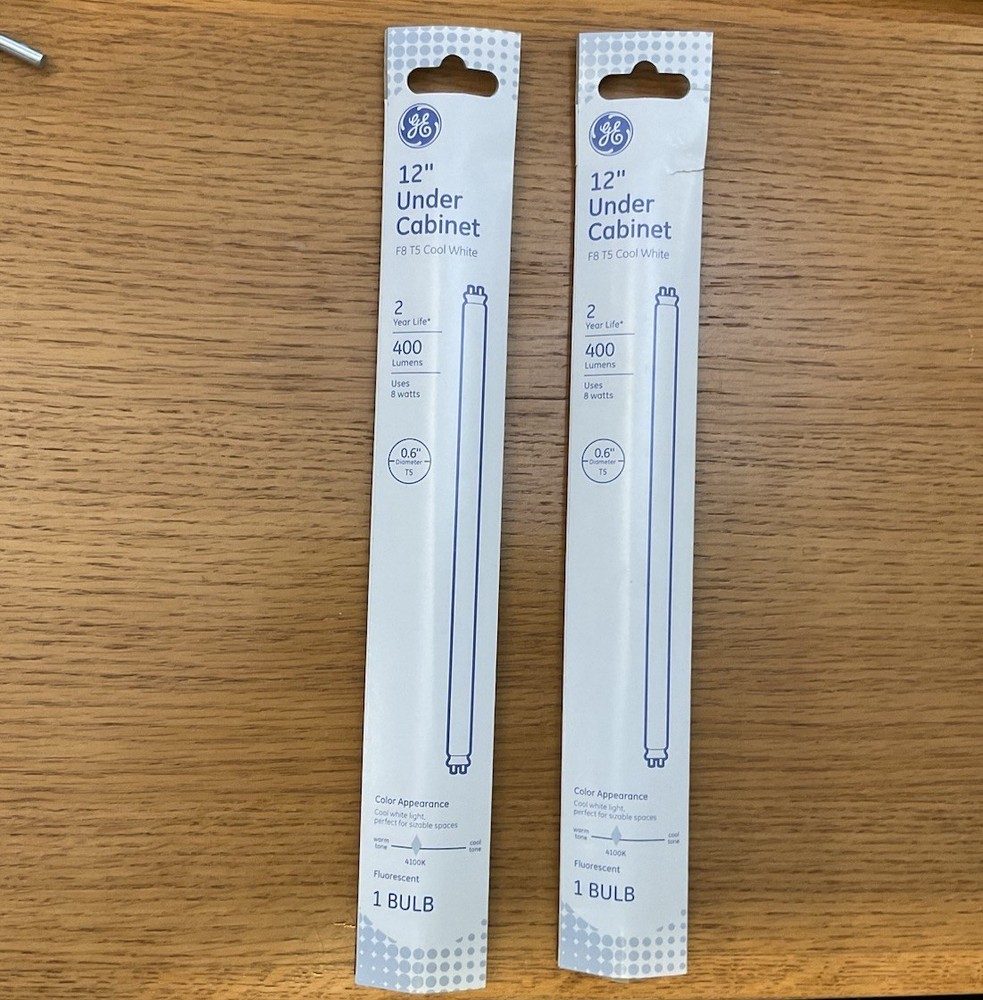 2 Pack (Pair) Fluorescent Light Bulb, Cool White, 12 In., 8 Watt – 15987