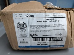 T&B H200A, 2″, Aluminum, Locknut Grounding, Insulated, Conduit Hub, 5pc box
