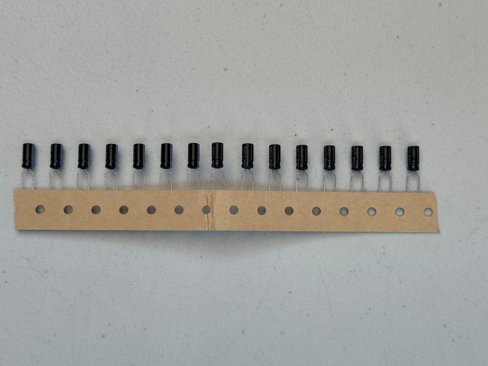 (LOT OF 19) SME Capacitor 47uF 25V 85 C NEW!