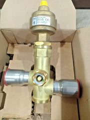 1PC Danfoss ETS 100 034G0508 Electric expansion valve,1 3/8 in- BRAND NEW
