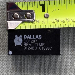 DS1287 DALLAS Real Time Clock Multiplexed 64byte Clock Calendar Alarm 24-Pin VTG