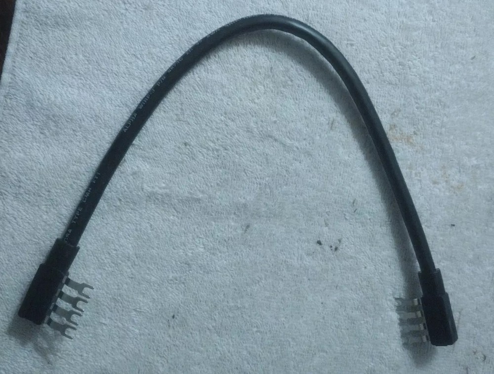 GE FANUC IC660BLC001D BUS CABLE-15IN *NEW NO BOX*