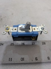 Eaton Arrow Hart AH1203FGY 3-Way Toggle Switch 15A 120/277V Industrial