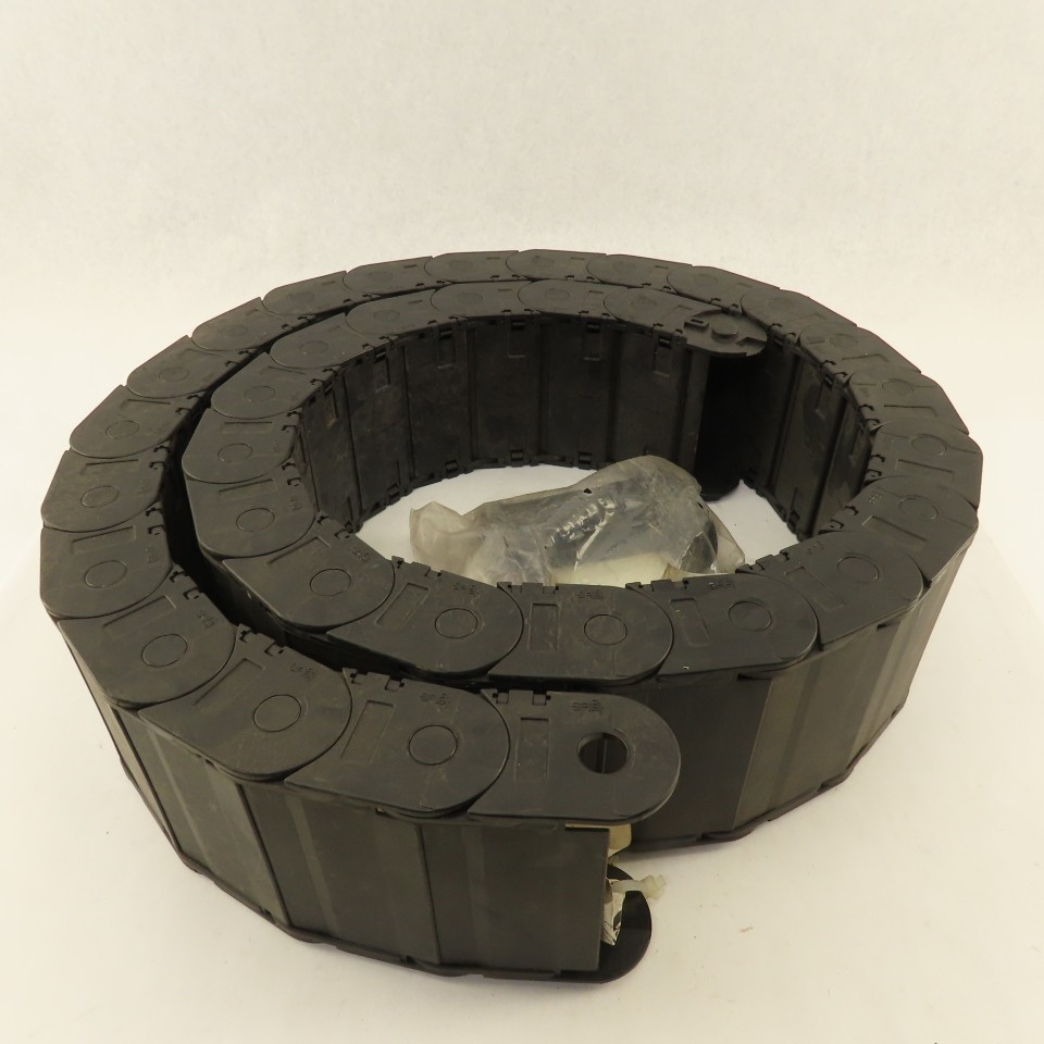Igus 2680.10.150 4″ x 1-1/2″ Feed Thru Cable Carrier Energy Chain 6′ Section