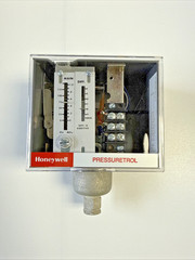 Honeywell L91B1050 Pressuretrol Controller 5-150 PSI Modulating