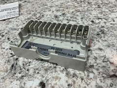 *FREE SHIPPING* FIREYE 60-2538, Wiring Base, 12 Terminal, DIN Rail Mount