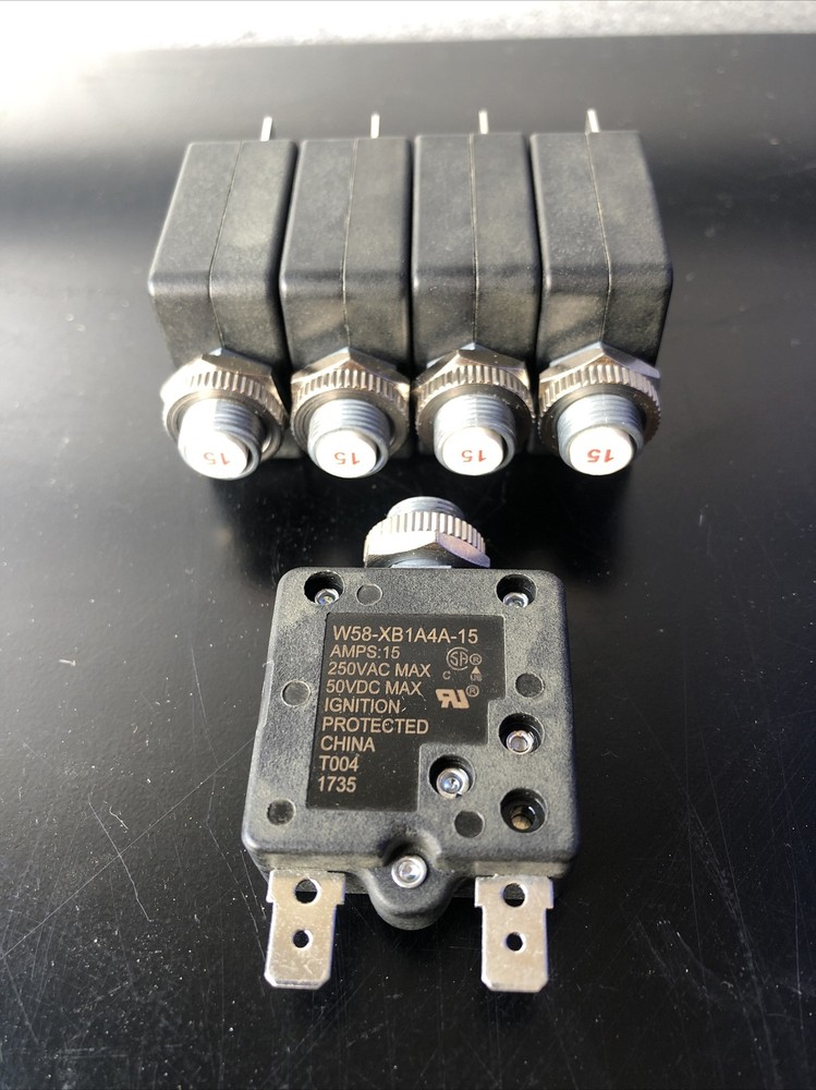 W58-XB1A4A-15 CIRCUIT BREAKER, THERMAL, 1P, 250V, 15A Lot Of 5