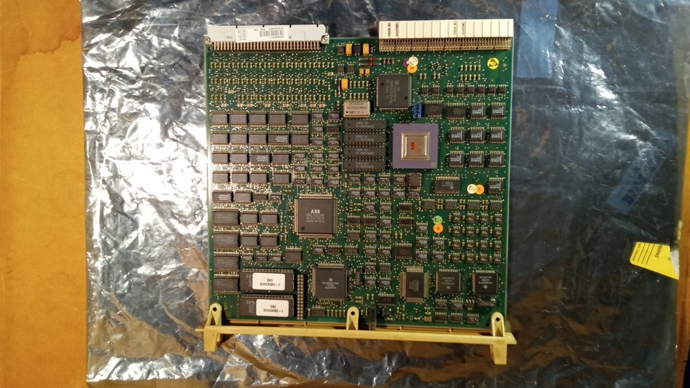 ABB DSQC-326 ROBOT CPU CONTROL CIRCUIT BOARD 3HAB2242-1