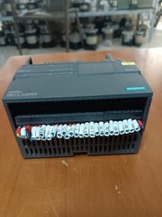 one Siemens 6ES7 288-1CR40-0AA0 Welcome counteroffer