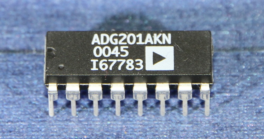 ADG201AKN Analog Devices Analogue Switch ICs 60 Ohm Quad SPS DIP-16 1PC