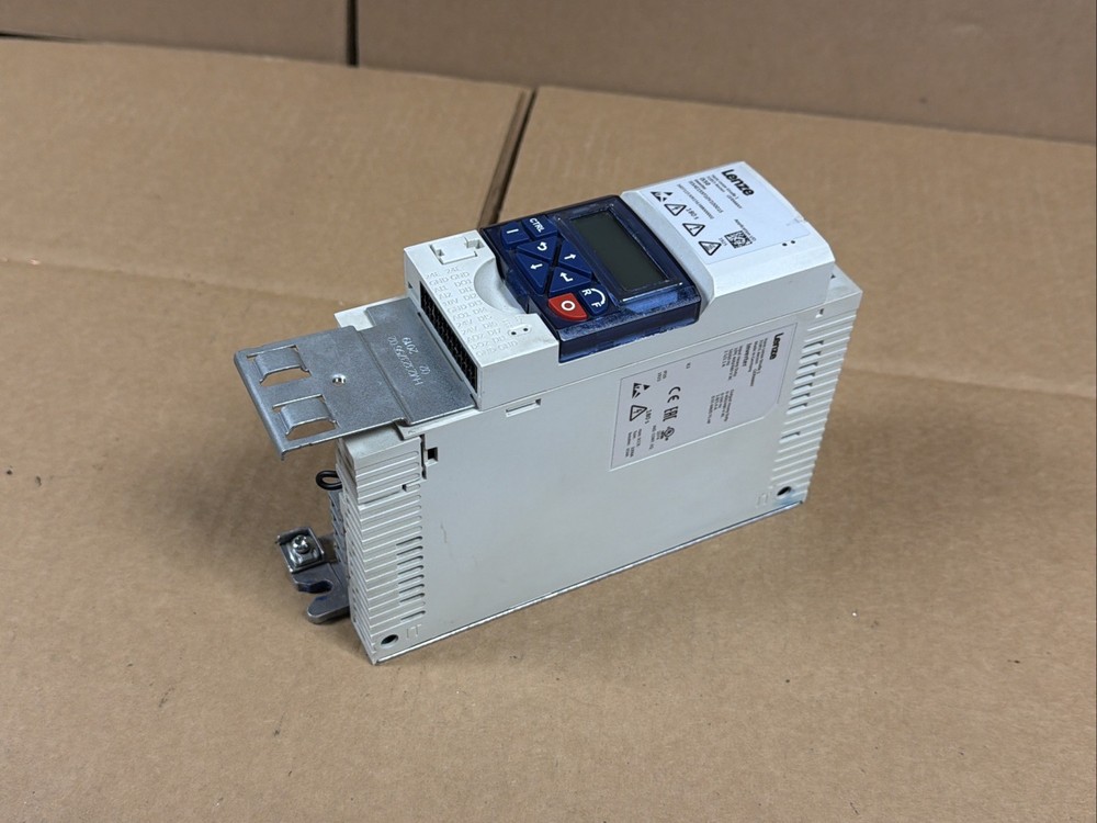 LENZE I55AE155F10V10001S i550 Inverter Drive 400/480V 0.55kW/0.75HP FAST SHIP