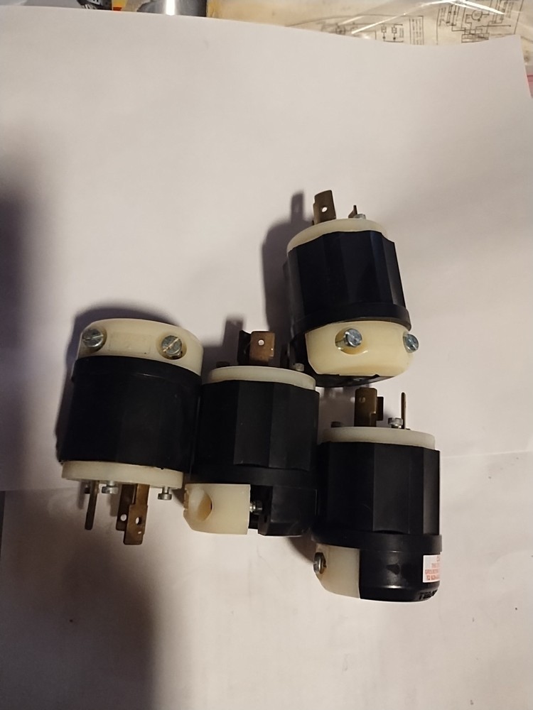 Lot Of 4 LEVITON C2653 / 2361 (Not In Original Boxes ) 20 Amp