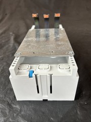 Wohner 32018 Busbar Adapter 160A 3P – NEW Salvaged (Crack In Frame)