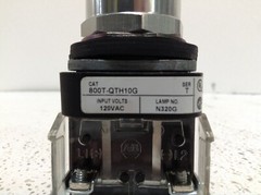 Allen Bradley 800T-QTH10G Green Illuminated Push Button 800TQTH10G 800T (TSC)