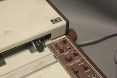 OMEGA ENGINEERING RD-1101 SINGLE CHANNEL 1mV to 5V INPUT FLATBED RECORDER