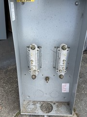 9810-9544 Type K4 10-Cutout Meter Socket, 300 VAC 480 A, 1 Phase, NEMA 3R Enclos