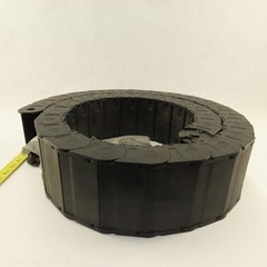 Igus 2680.10.150 4″ x 1-1/2″ Feed Thru Cable Carrier Energy Chain 6′ Section