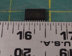 Lot of 38 Semiconductors 74HC377D Octal D-Type Flip-Flop Date Enable 20-SOIC