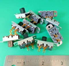 LOT OF 10 SWITCHCRAFT 46202LR MILSPEC SLIDE SWITCH 3A 125V