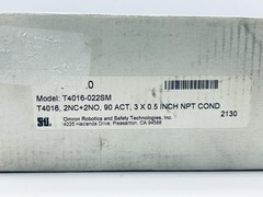 STI T4016-022 / T4016-022SM Safety Interlock Switch 24vdc 230vac 4A IP67 OMRON