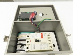 Eaton PTX 240-3Y201C-SD Surge Protector 200KA 220/277/480V 30A Breaker FDC 100K